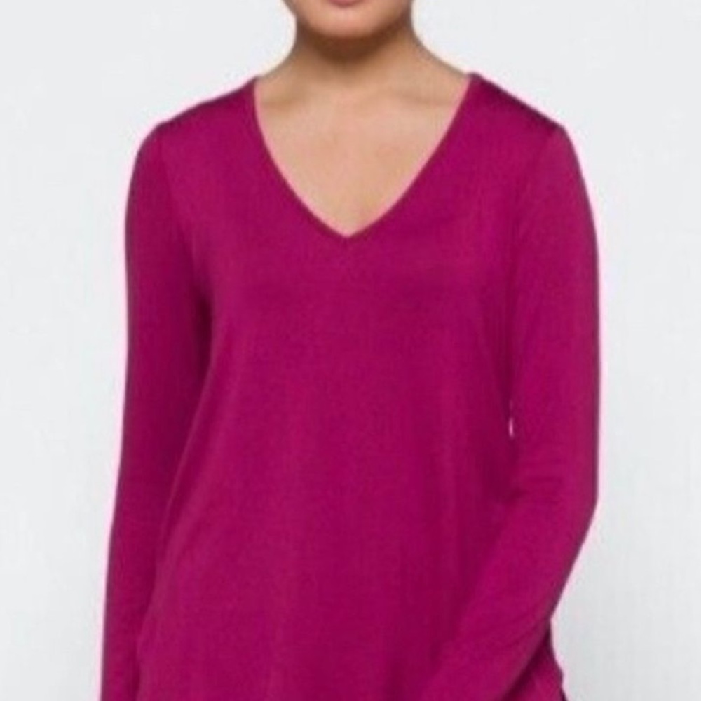 Beyond Yoga Tempting V-Neck Pullover Top NWT